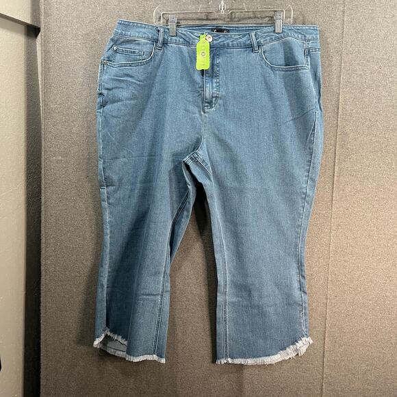 Studio Park x Jane Treacy Regular Denim Kick Flare Cropped Medium Wash, Plus 22 - Picture 1 of 11